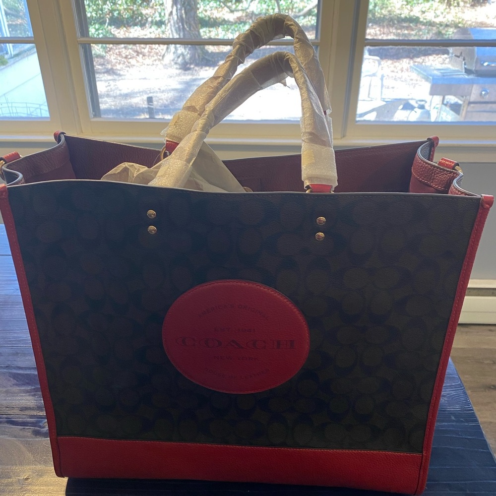BNWT Coach Signature Dempsey Tote in Red/Brown/Gold